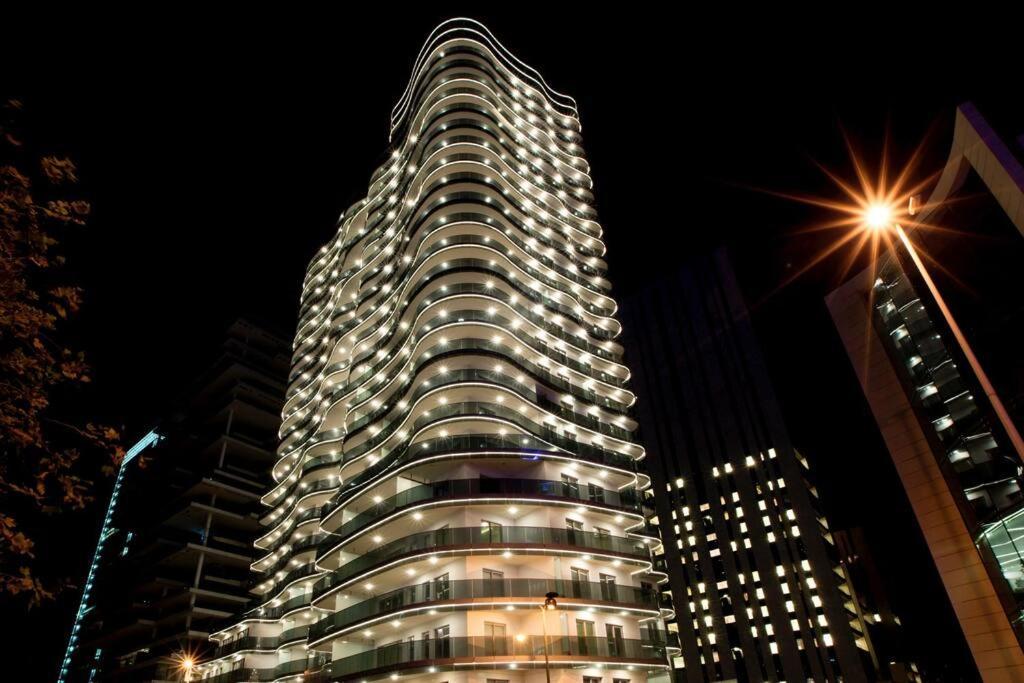 Versace Tower Luxury Suites - Downtown Beirut Exterior foto